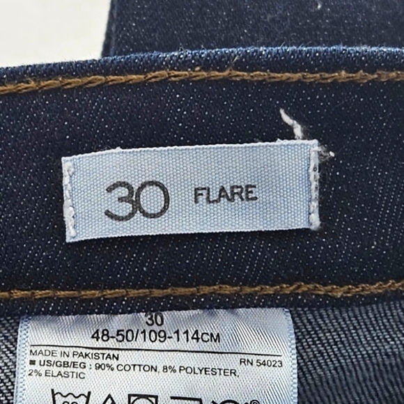 Banana Republic Premium Denim Women's Dark Rinse Flare Silah Ri Jeans sz30 - Picture 7 of 9